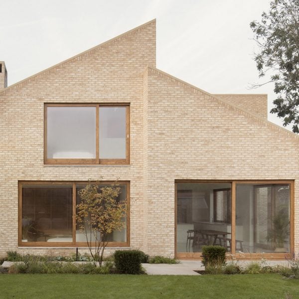 wimbledon house erbar mattes architecture residential london brick british houses dezeen 2364 hero