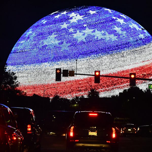 msg sphere las vegas usa flag hero dezeen 2364 col 1