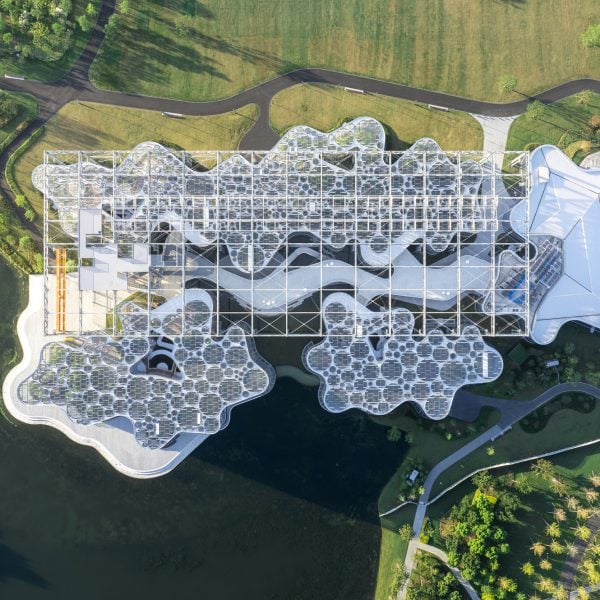 delugan meissl zero energy greenhouse china hero dezeen 2364 col 0