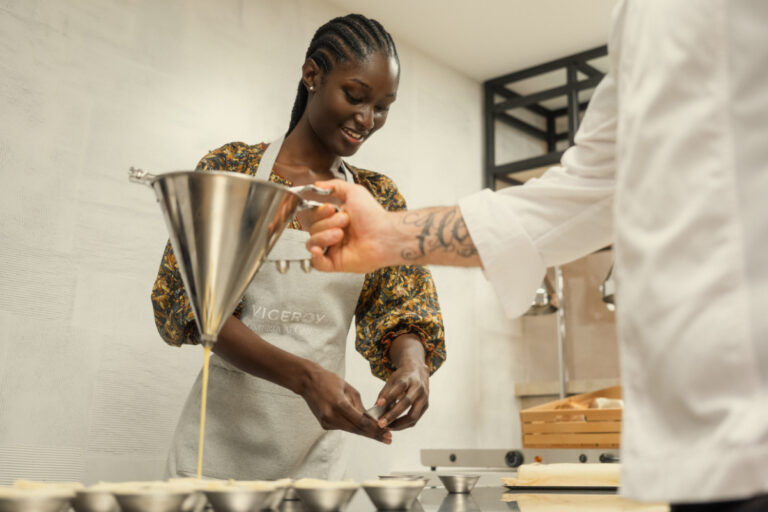 viceroy ombria algarve class making pastel de nata