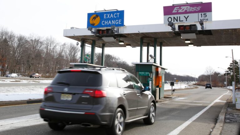 108117057 1742233847463 108117057 1742233771943 gettyimages 2175733633 ezpass1367 2011 01