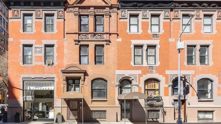 1342 Lexington Avenue centre is a famous townhouse in the heart of Carnegie Hill on Manhattans prestigious Upper East Side. Image Zillow