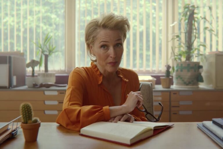 gillian anderson sex education